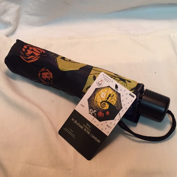 Nightmare Before Christmas color changing umbrella - Picture 3 of 6